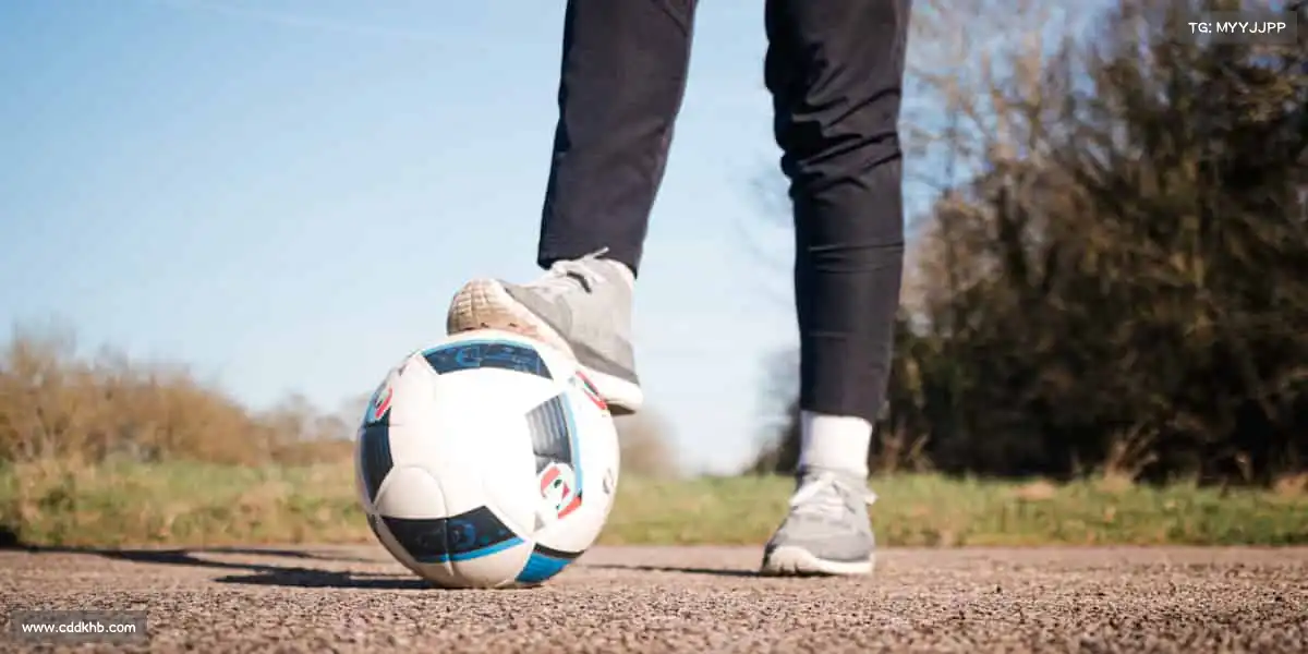 <strong>ub8优游</strong>点燃激情，让热血在赛场上沸腾！🔥